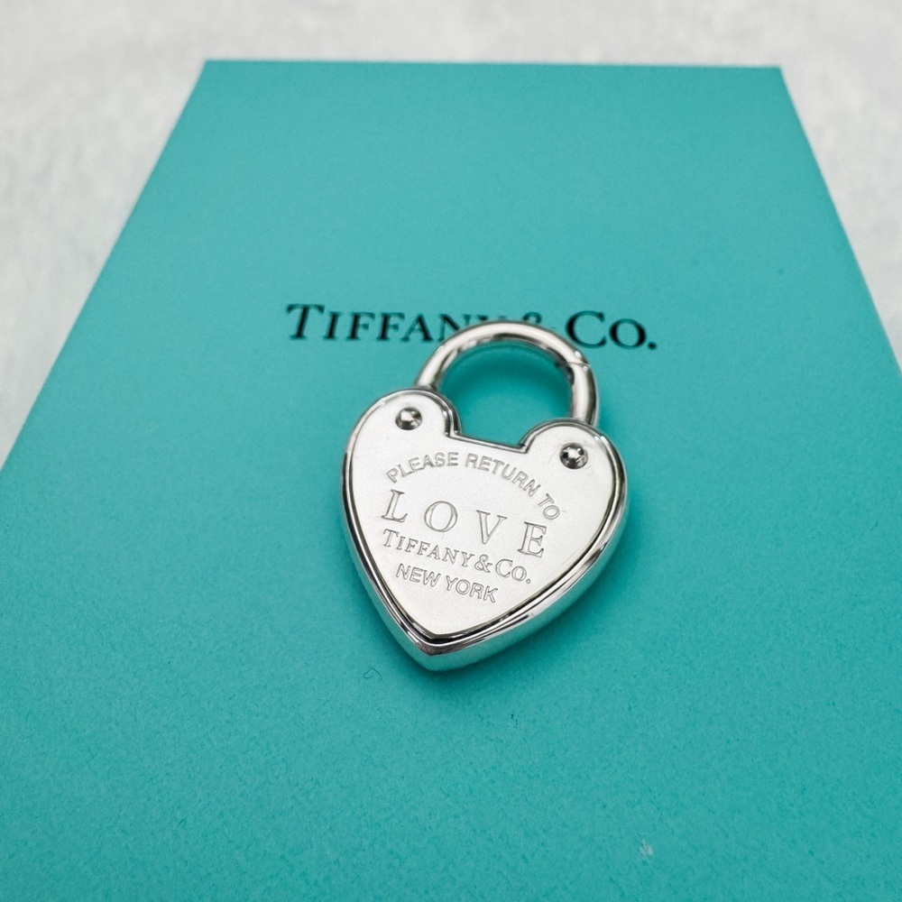 Tiffany & Co. Silver Heart Love Lock, MD